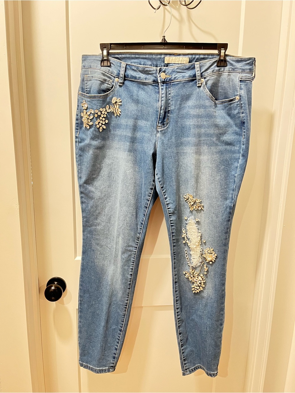Cato Denim Skinny Jeans with Crystal Floral Embellishments